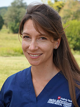 Krista Estell headshot