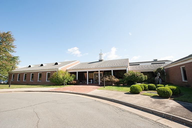 Front of Equine Medical Center facility